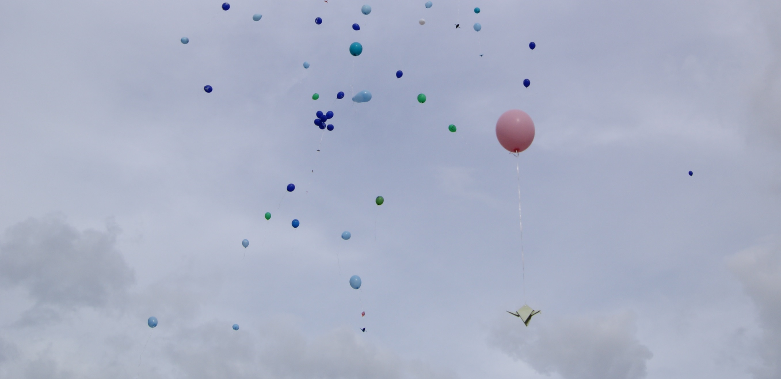 Luftballons als Zeichen gegen den Krieg